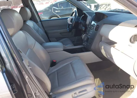 2015 Honda Pilot Touring z USA, uszkodzony, nr VIN 5FNYF4H93FB041244